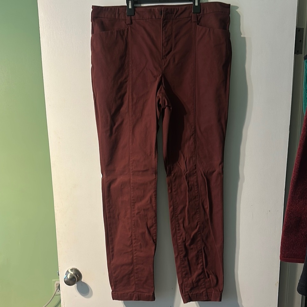 Women's Duluth Trading Co Maroon Chino Pants